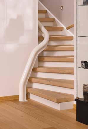 Otolift ONE, ideale per installazioni lungo la curva interna su scale strette e con piè d oca. Volete modificare la scala il meno possibile, perché altre persone la utilizzano?