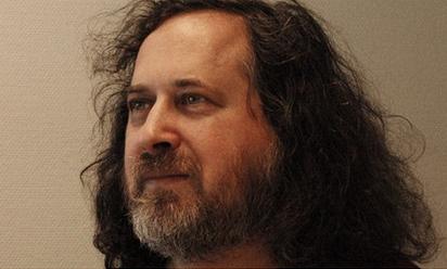 Il movimento del software libero (2) Nel 1983 Richard Stallman avvia il Progetto GNU (GNU s Not Unix) Scrivere un intero SO libero da diritti d autore e licenze Compatibile con Unix Quasi completato