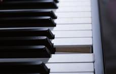 82 PIANOFORTI DIGITALI CUP2 Colore Nero laccato Tastiera in legno,