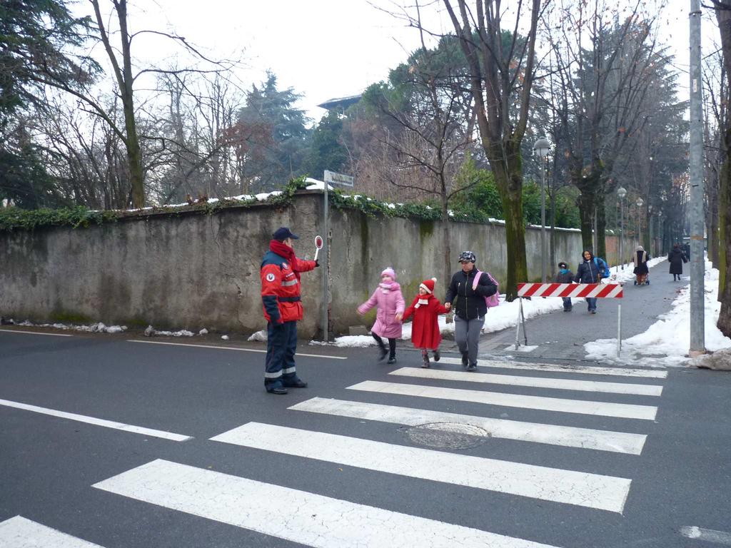 SE CON IL CORPO DI POLIZIA MUNICIPALE PER L ASSISTENZA E LA VIGILANZA