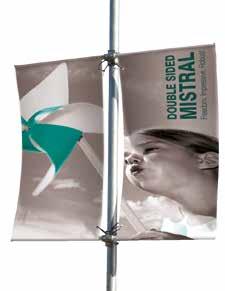 Raccomandiamo di realizzare delle aperture sulla stampa in PVC. Questo permette l utilizzo della bandiera in qualsiasi condizione atmosferica in quanto le aperture riducono la pressione del vento.