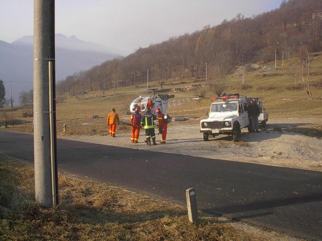 PIANO REGIONALE DELLE ATTIVITÀ DI PREVISIONE, PREVENZIONE E LOTTA ATTIVA CONTRO GLI INCENDI BOSCHIVI IL VOLONTARIATO ANTINCENDIO BOSCHIVO Le disposizioni di