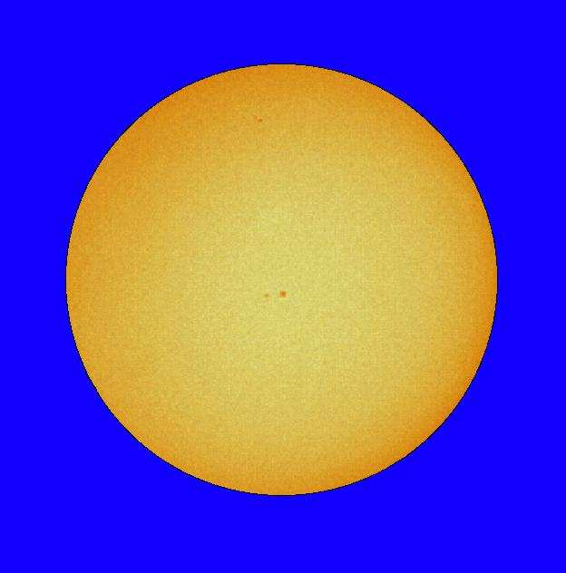 Roma, 8 Giugno 2004, 07 h 20 m : Venere inizia a transitare di fronte al Sole I : primo contatto alle 07 h 20 m II: secondo contatto
