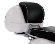 42 litre top case kit, comes with carrier and backrest padded in co-ordinated saddle material. Chrome-plated Vespa logo.