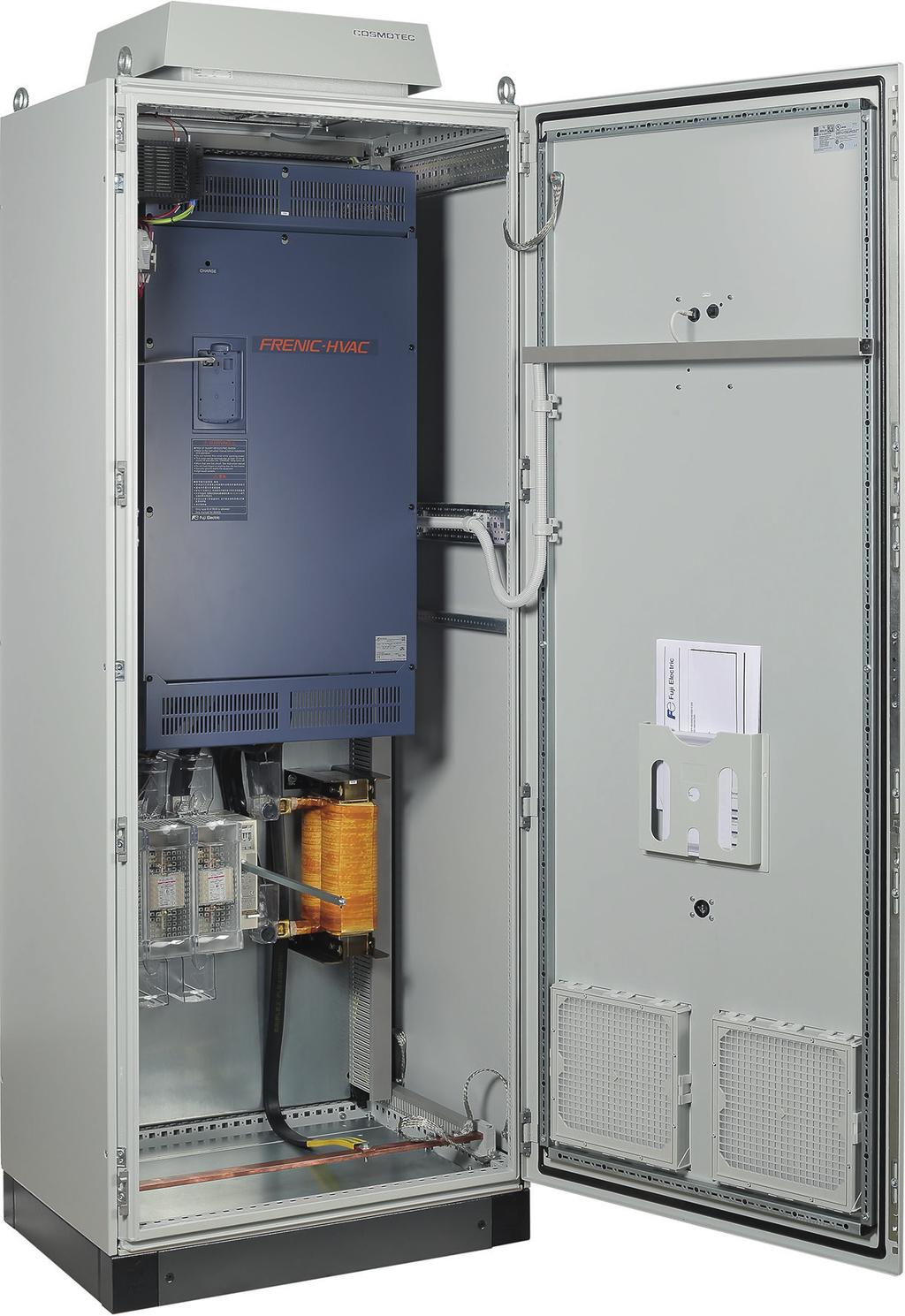 Valori di input/output HVAC AQUA Soluzione in armadio HVAC/AQUA La soluzione in quadro HVAC/AQUA è la nostra serie di azionamenti in AC HVAC/ AQUA da 110 kw a 710 kw con opzioni e accessori