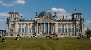 Il principio e la forma di governo Reichstag; Berlin sede del