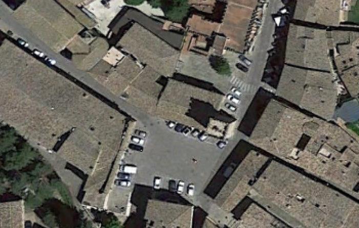 IDENTIFICAZIONE E CALIBRAZIONE L oggetto di studio è il