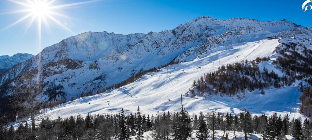 Località Scistiche alternative Courmayer Chamonix A soli 15 minuti dal Nira Montana, Courmayeur offre 40 A