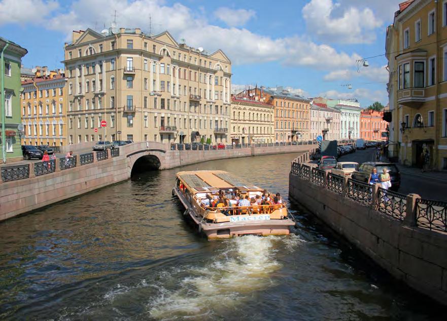 San Pietroburgo San Pietroburgo San Pietroburgo Petrodvorez o Peterhof (Palazzo d Estate) Euro 85 È la più importante e bella residenza estiva degli zar.