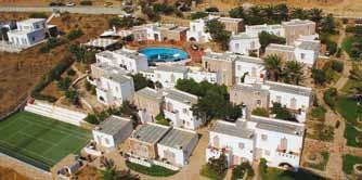 Naxos Bambino 2-6 anni via Santorini HOTEL NAXOS PALACE 4 H Stelida / www.naxospalacehotel.com Posizione: situato nella zona di Stelida, a 800 m dalla spiaggia ed a 4 km da Naxos città.
