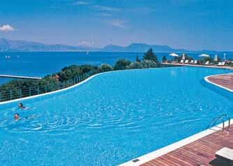 uso gratuito, snack bar vicino alla piscina, bar sulla spiaggia.