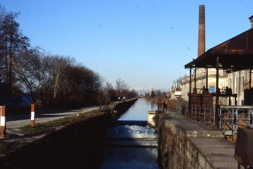 connessioni naturali e antropiche (fiumi e torrenti, navigli e canali) Bacino dell Adda Fusione neve e ghiaccio: contributo alle