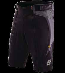 TS08F1 Pantaloncino da allenamento antivento e traspirante Tessuto esterno con membrana Windtex Interno in pile Protezioni estraibili e