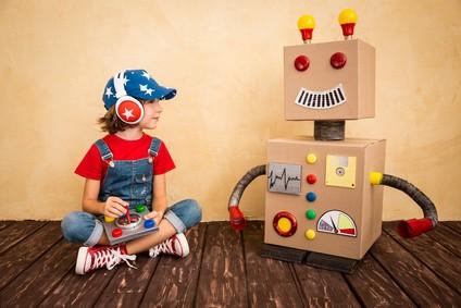 Occorre quindi ricordare che - per quanto giochi divertenti e a volte anche con funzioni educative - gli smart toys sono pur sempre strumenti che raccolgono, elaborano e comunicano dati e