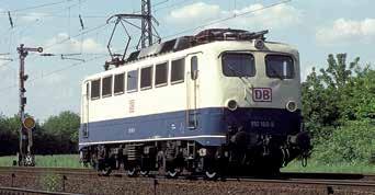 51742 Locomotiva elettrica BR 110 DB AG Ep. V, beige-blu 51743 Locomotiva elettrica BR 110 DB AG Ep.