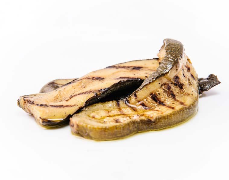 Zucchine grigliate Prima della grigliatura vengono lasciate insaporire mediante marinatura e aggiunta di spezie varie.