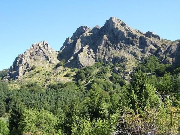 DOMENICA 10 AGOSTO IL GROPPO ROSSO E LA CONCA TRIBOLATA LE ROCCE CHE COSTITUISCONO LE MONTAGNE DI S.