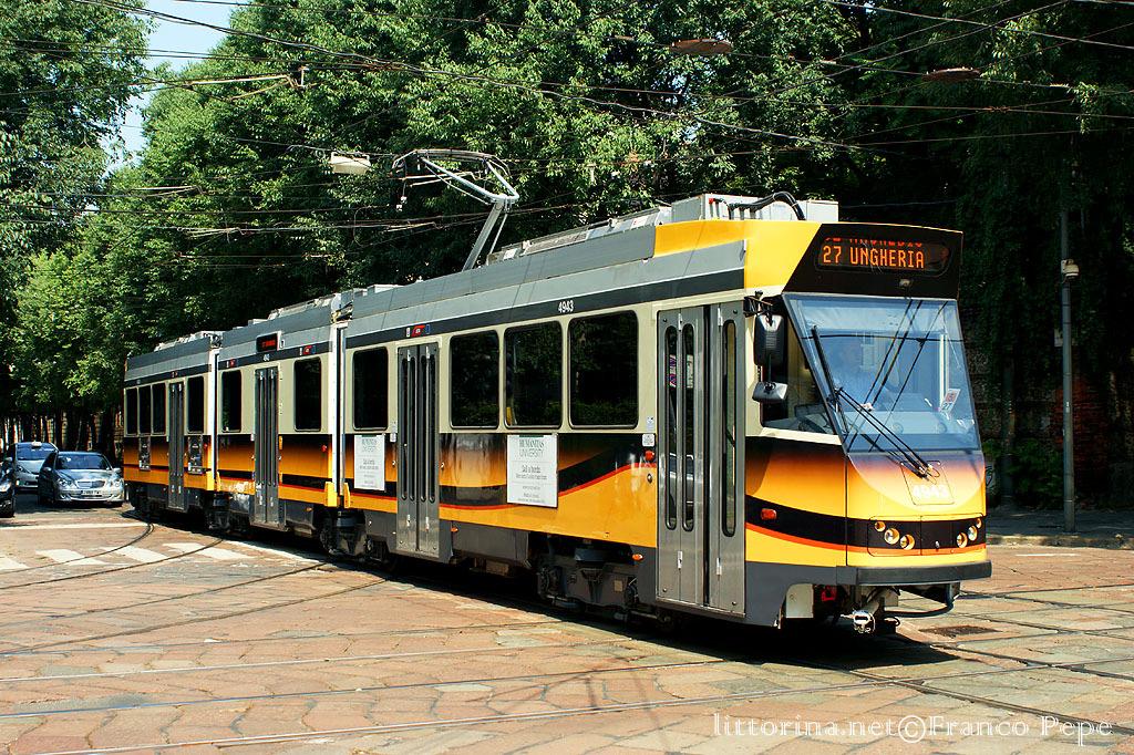 ATM tram 4943 - Via Vincenzo Monti - 11 agosto 2015 1 S s. Ansano 17 L S. Lazzaro 2 D I d Avvento - S. Bibiana, S. Savino 18 M S. Graziano 3 L S. Francesco Saverio 19 M S. Fausta. S Dario 4 M S.