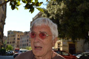 Incontriamo a Roma Don Backy per una chiacchierata a ruota libera dove si intrecciano passato, presente e futuro.