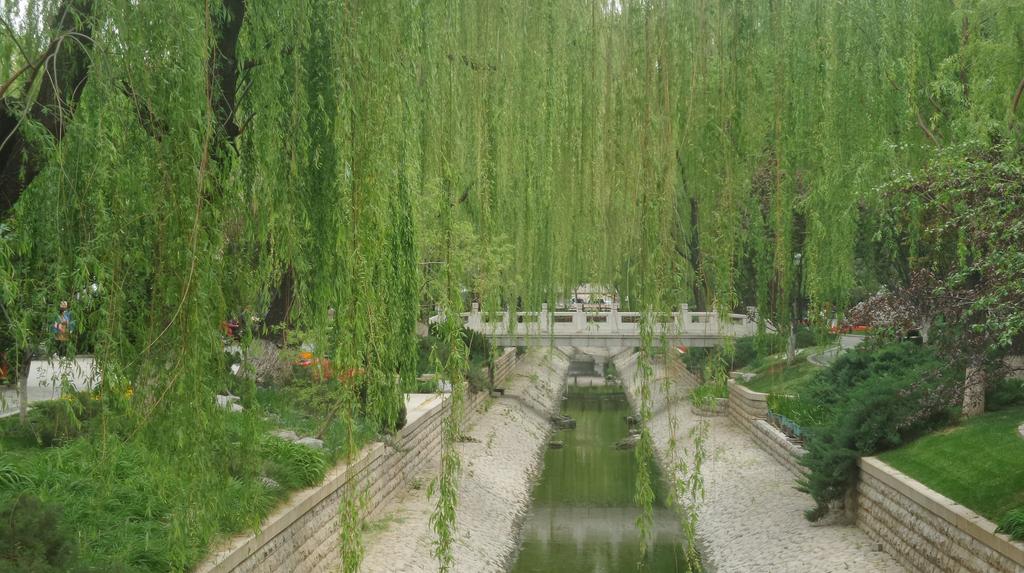 Febbraio Giardini a Beijing 5 Lunedì 12 Lunedì 19 Lunedì 26 Lunedì 6 Martedì 13 Martedì 20 Martedì 27 Martedì 7 Mercoledì 14 Mercoledì 21 Mercoledì 28 Mercoledì 1