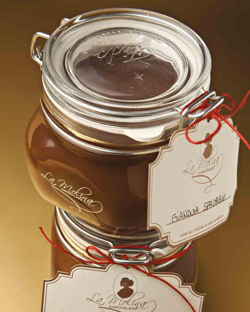 Cioccolata gianduia spalmabile Peso netto gr 500 Art. 590 Crema gianduia spalmabile con nocciole Piemonte IGP.