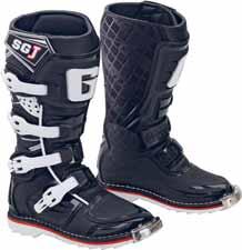 BOOT COLLECTION JUNIOR BOOT THIS SHORT BOOT IS TALL ON FEATURES! WE HAVE CAREFULLY RESEARCHED THIS APPLICATION AND HAVE PAID ATTENTION TO ALL DETAIL. COMFORTABLE LIGHTWEIGHT FIT.