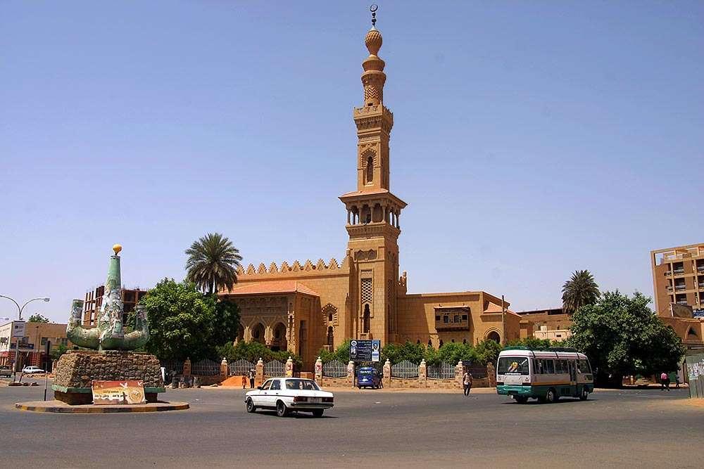 4 Moschea a Khartoum Nel centro di Khartoum