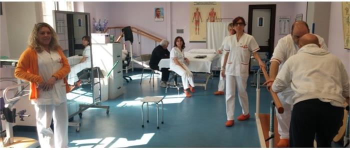 Ortopedia e Traumatologia Ospedale di Spoleto Responsabile: Prof. Giovanni Battista Mancini giovannibattista.mancini@uslumbria2.