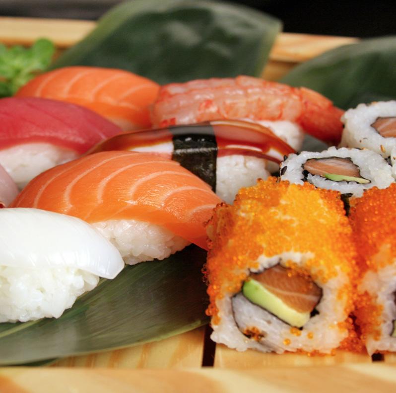 sashimi, 5 nigiri, 6 hosomaki, 2 uramaki
