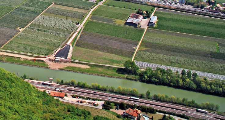 L Adige regola il livello della falda acquifera. vista energetico, e tra loro, quindi, non avviene alcun flusso idrico.