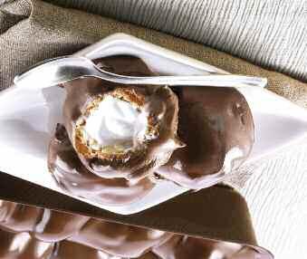 Choux pastry filled with chocolate cream and topped with vanilla flavoured cream.