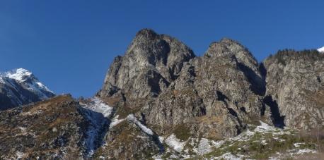 Novate Mezzola a Chiesa di Valmalenco Discesa La discesa invernale è fatta sullo stesso itinerario di salita.