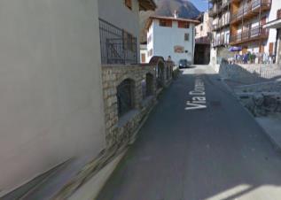 Arredo urbano frazione Campi: Nuova pavimentazione in porfido