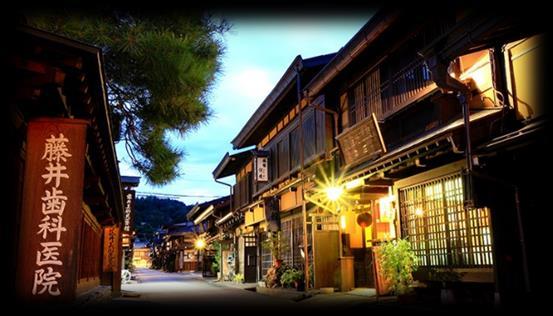 Da Kamakura ci sposteremo verso la splendida isola di Enoshima, da cui si gode (nuvole e tempo meteorologico favorevole