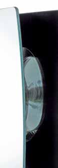 one 3v battery (included) Specchio ingranditore bifacciale Materiali: acciaio, vetro initure: cromo lucido Ø cm 19 2 bracci da cm 20 Dettagli: 1 lato lente normale,