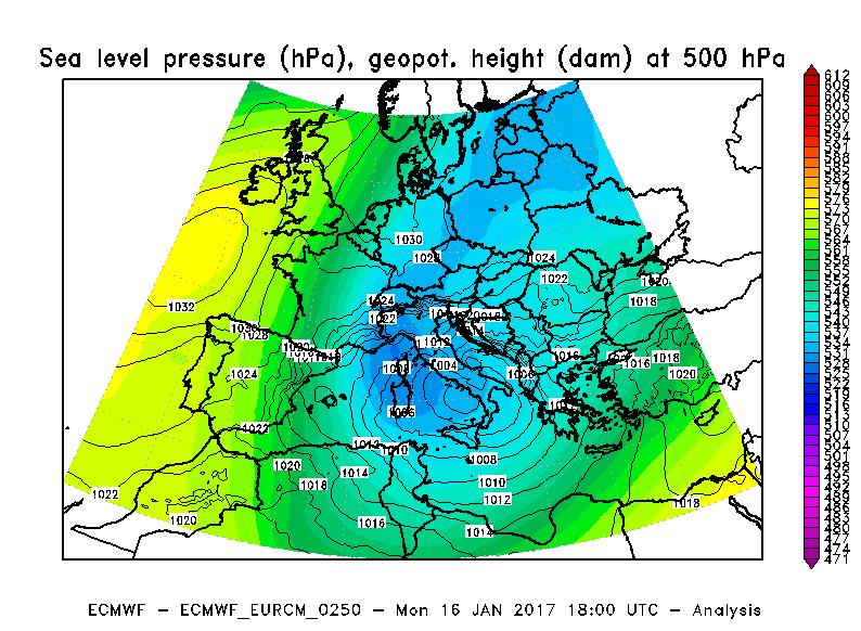 Figura 4 - Altezza di geopotenziale a 500 hpa (colore) e pressione al livello del mare (isolinee) alle ore 18 UTC del 16 gennaio 2017.