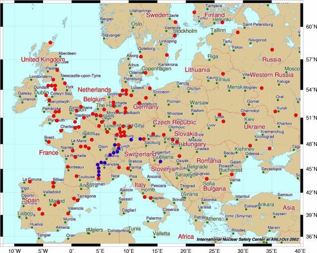 Il rischio nucleare transfrontaliero (in blu le