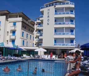 HOTEL HERON Piazza Marina - Lido di Jesolo (VE) HOTEL MAXI-MINIHERON Piazza Marina - Lido di Jesolo (VE) HOTEL FRONTE MARE ANIMAZIONE PER BAMBINI PREZZI PER PERSONA PER PERIODO IN CAMERA DOPPIA E