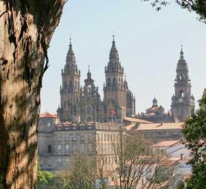 Nella foto: Santuario do Bom Jesus do Monte, Braga Arrivo quindi a Santiago de Compostela e sistemazione in albergo. Cena e pernottamento.