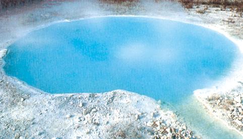LE ACQUE E I FANGHI NATURALI L acqua termale. Le risorse termominerarie dello storico bacino di Viterbo, sono senza dubbio tra le più preziose e vaste d Italia.