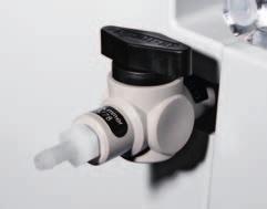 L alimentazione elettrica può essere collegata facilmente a pompe a vuoto esterne e controllata automaticamente mediante la presa AC sul retro del Concentrator.