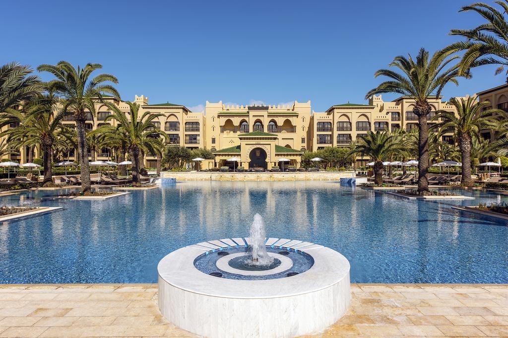 M A R O C C O Casablanca El Jadida Mazagan Beach Resort da Giugno a Settembre da Euro 370 Agosto da Euro 540 6 notti in camera Deluxe Pool, prima colazione, 2 green Fees e palline di campo pratica,