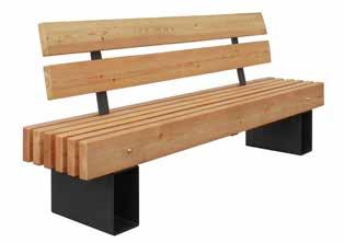 Nella parte superiore dei supporti è fissata la seduta formata da doghe in legno di pino. A richiesta può essere usato legno di pregio. La parte inferiore è forata per il fissaggio al suolo.