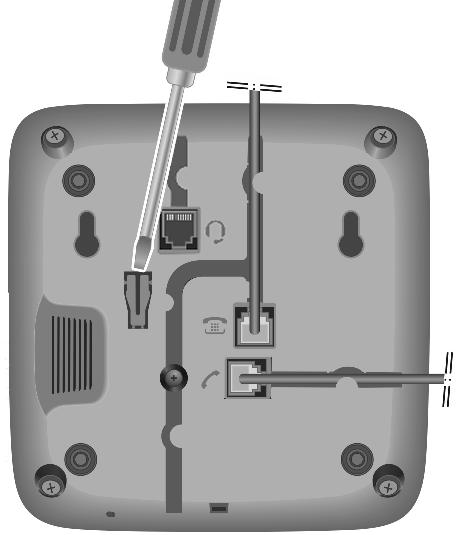 Installazione del telefono 6 3 5 4 Collegare l estremà corta del cavo spiralato del microtelefono nell apposa presa del microtelefono e quella lunga alla presa (4).