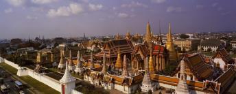 portera' e vi illustrera' i templi piu' importanti e famosi della capitale, come il Wat Phra Keaew il Wat Poh il Wat Arun il Wat Traimit, e poi visita del Palazzo Reale e l'imperdibile Chinatown,