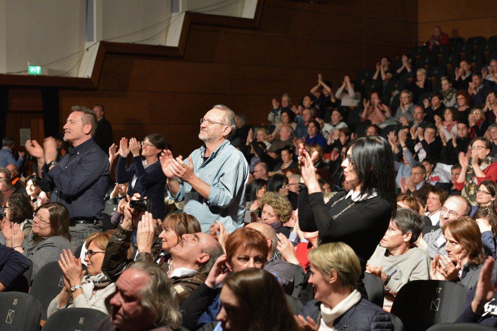 Non è mancato infine, al termine del concerto, l incontro