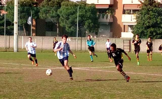 JUNIORES JUNIORES AIROLDI 3-1 Ottima prestazione della nostra juniores che nel terreno casalingo del Pino Cozzi superano con un deciso 3-1 la compagine dell Airoldi.