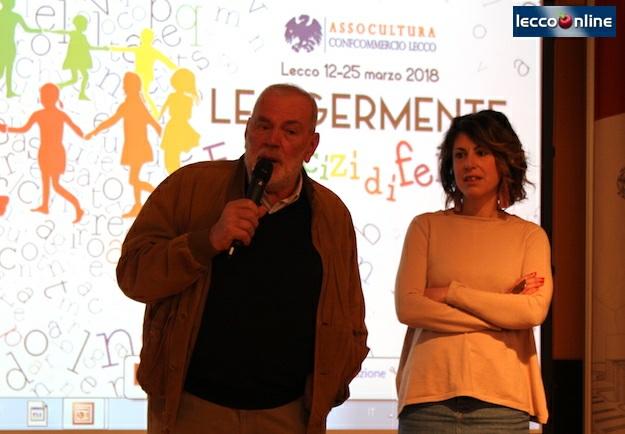 Peppino Ciresa e Simona Piazza Immancabile in apertura un confronto sul concetto di felicità presente sia in filosofia che in antropologia: mentre la prima offre una definizione astratta, la seconda