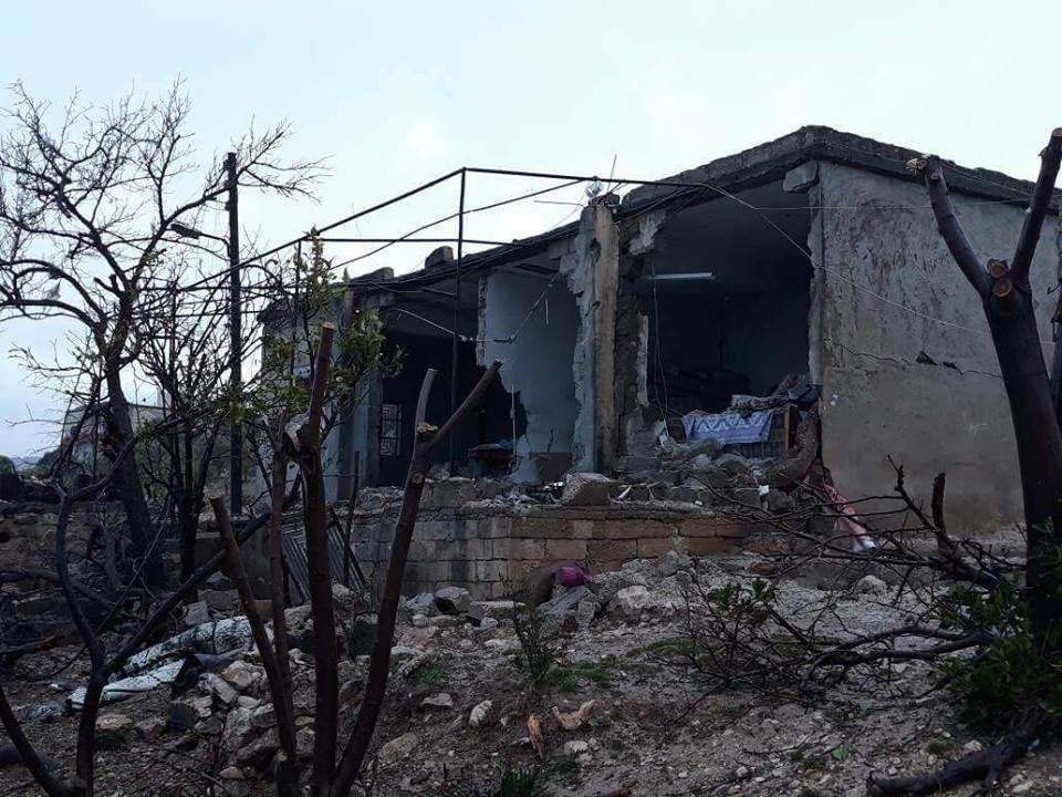 Casa di civili distrutta il 24 Gennaio 2018 Jinderes, provincia di Efrin Salute, report dalla prima linea, ricoveri in ospedale: Ci sono persone sotto le macerie degli edifici che sono stati presi di