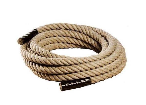squadra MATERIALI DI GIOCO: corda di canapa di circonferenza non meno di 10 cm. (100 mm.), o più corde intrecciate e deve essere libera da nodi o altri appigli per le mani.